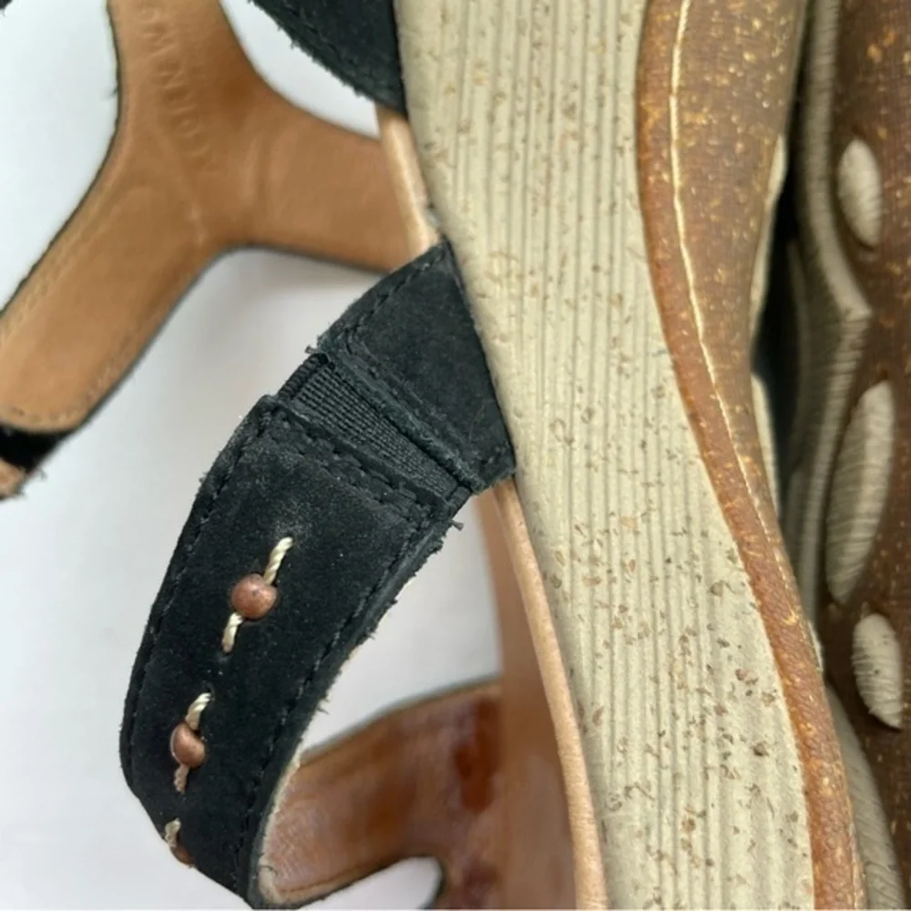 Acorn Black Vista Leather Beaded Wedge‎ Sandals